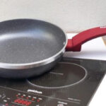 Hướng dẫn chi tiết cách nhận biết chảo dùng cho bếp từ đơn giản nhất