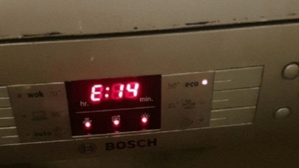 Máy rửa bát Bosch báo lỗi E14