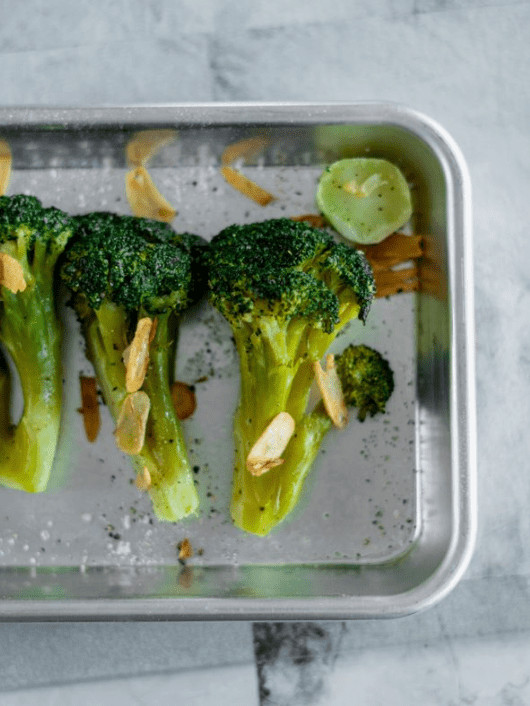 Súp lơ xanh nấu sous vide